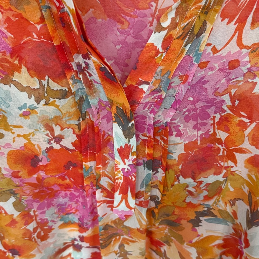 Vince Camuto Orange & Pink Floral Ruffled V-Neck Blouse Small - Picture 3 of 5